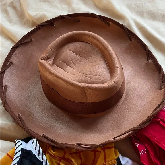 Baby Woody Costume - Toy Story Spirit Halloween Costume - Picture 4 of 7